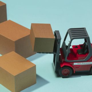 high-angle-boxes-forklift-arrangement